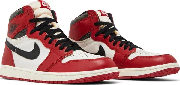 Air Jordan 1 Retro High OG 'Chicago Lost & Found' Sneakers for Men