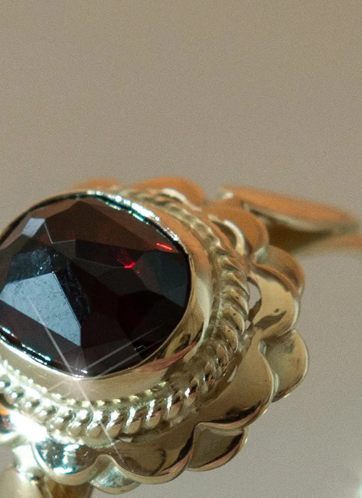 Ana garnet ring 14k gold