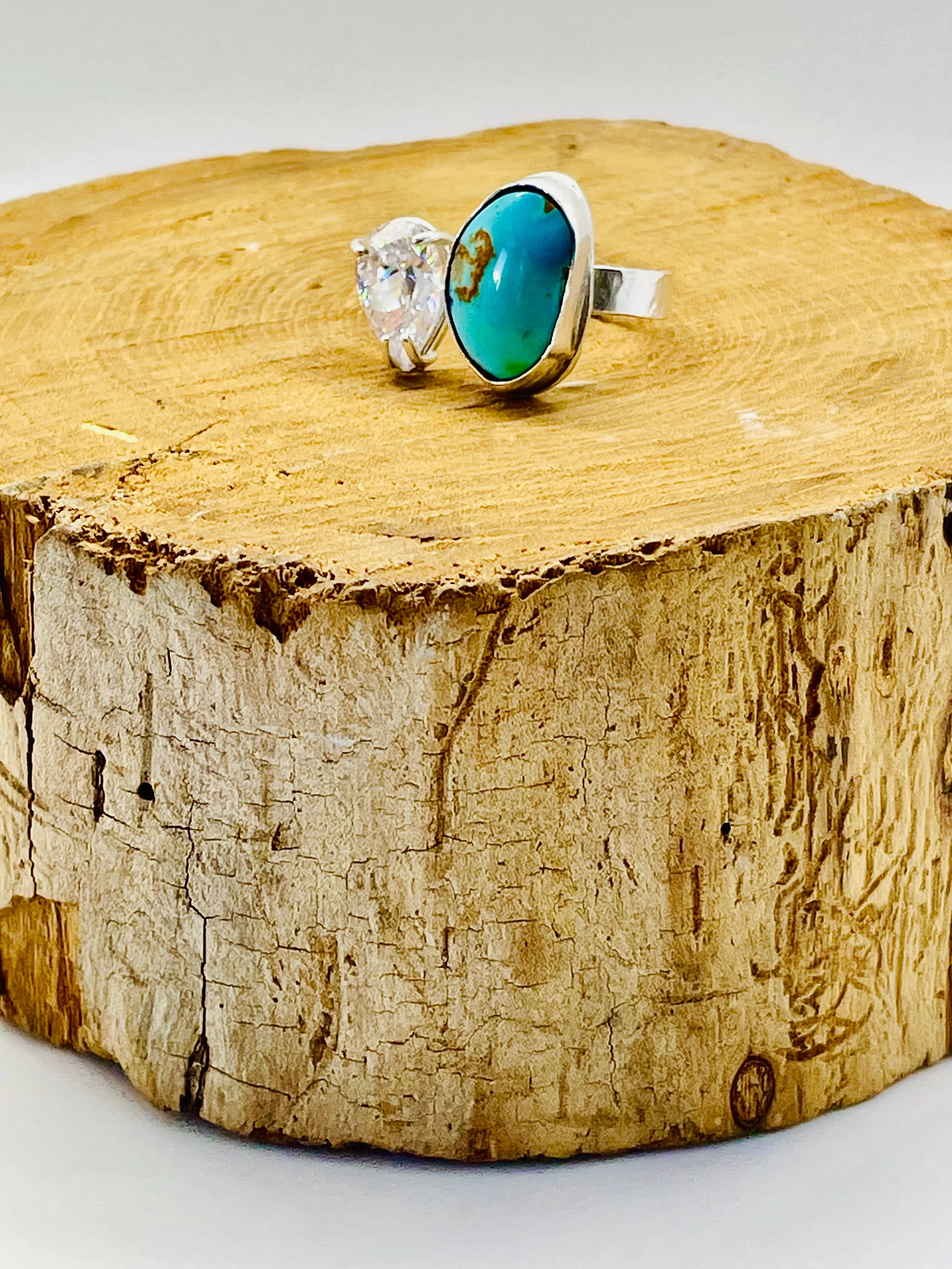 BLUE TURQUOISE WITH WHITE CZ STONE