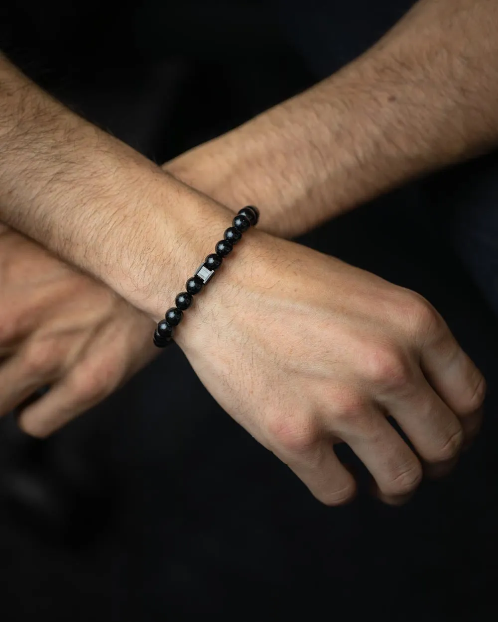 Bracelet with 8mm Onyx stone and black spacer