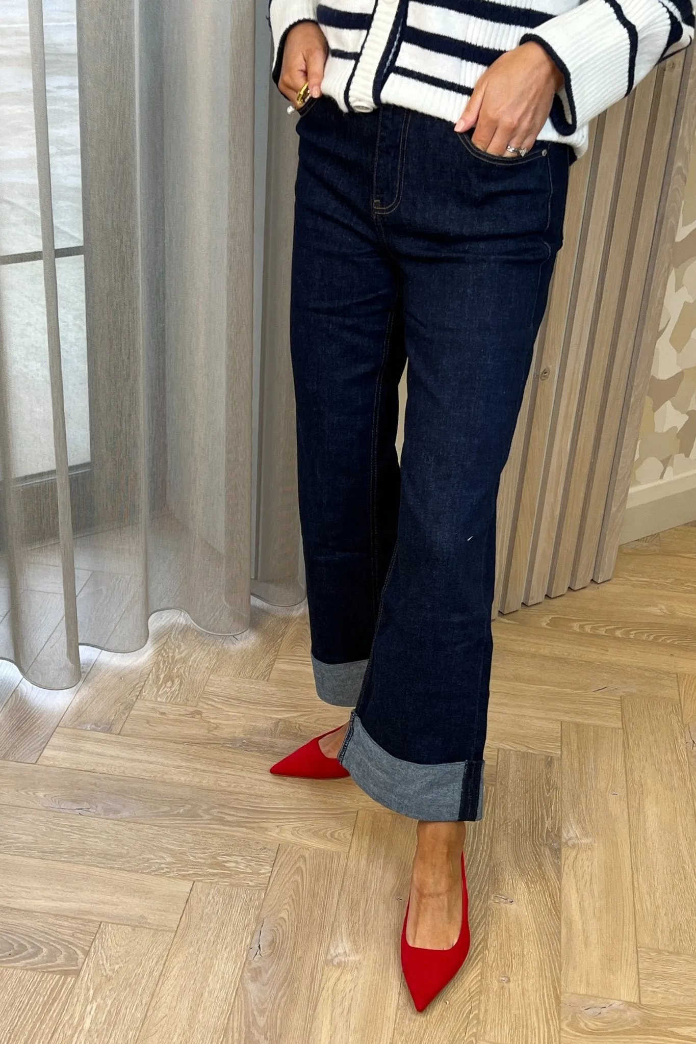 Cindy Cuffed Hem Jean In Dark Wash