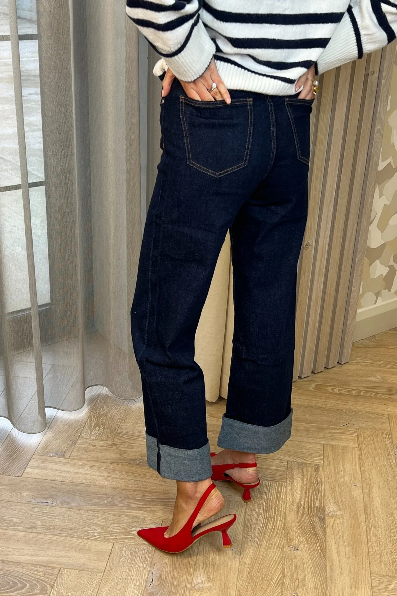 Cindy Cuffed Hem Jean In Dark Wash