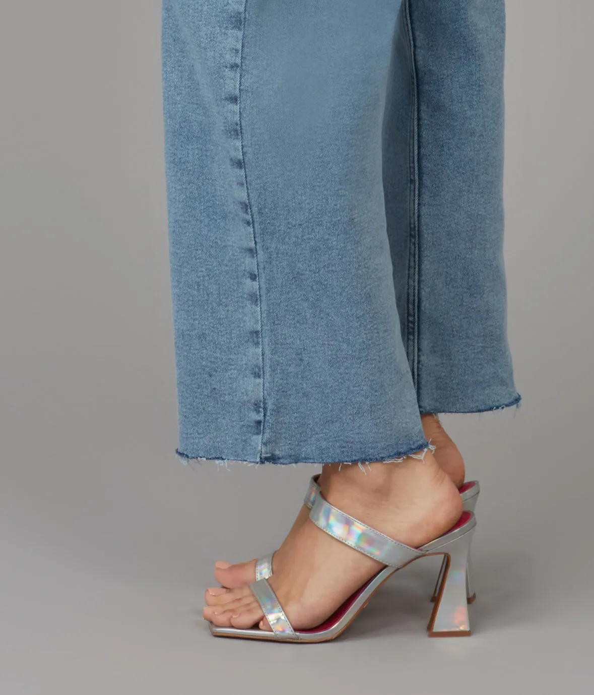 COLETTE-VIB High Rise Wide Leg Jeans