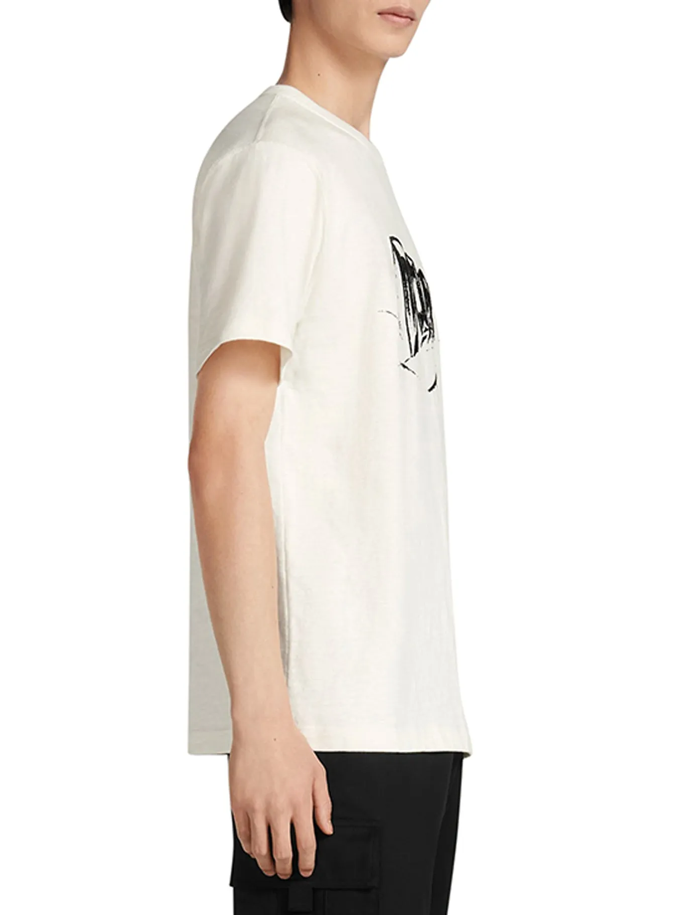 COMFORTABLE FIT T-SHIRT