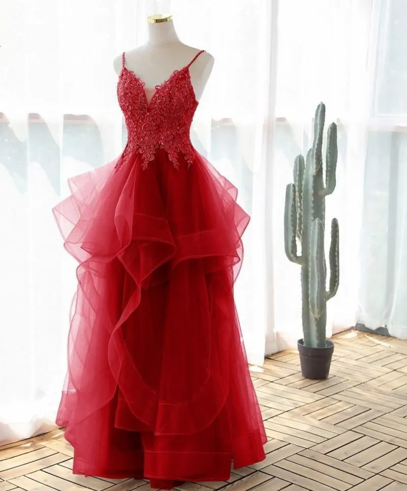 Fashionable Charming Evening Dress