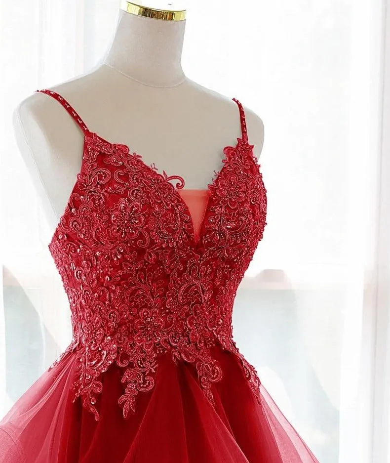 Fashionable Charming Evening Dress