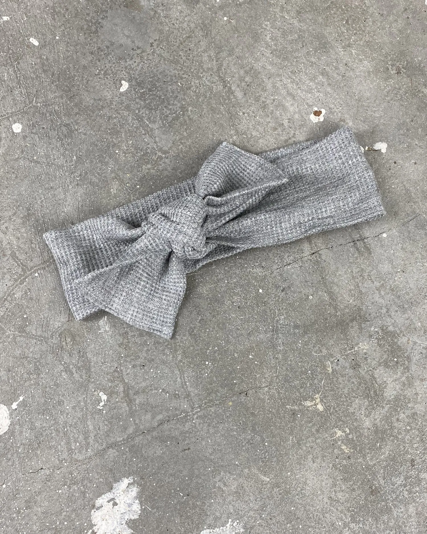 Josie Bow – Grey Thermal