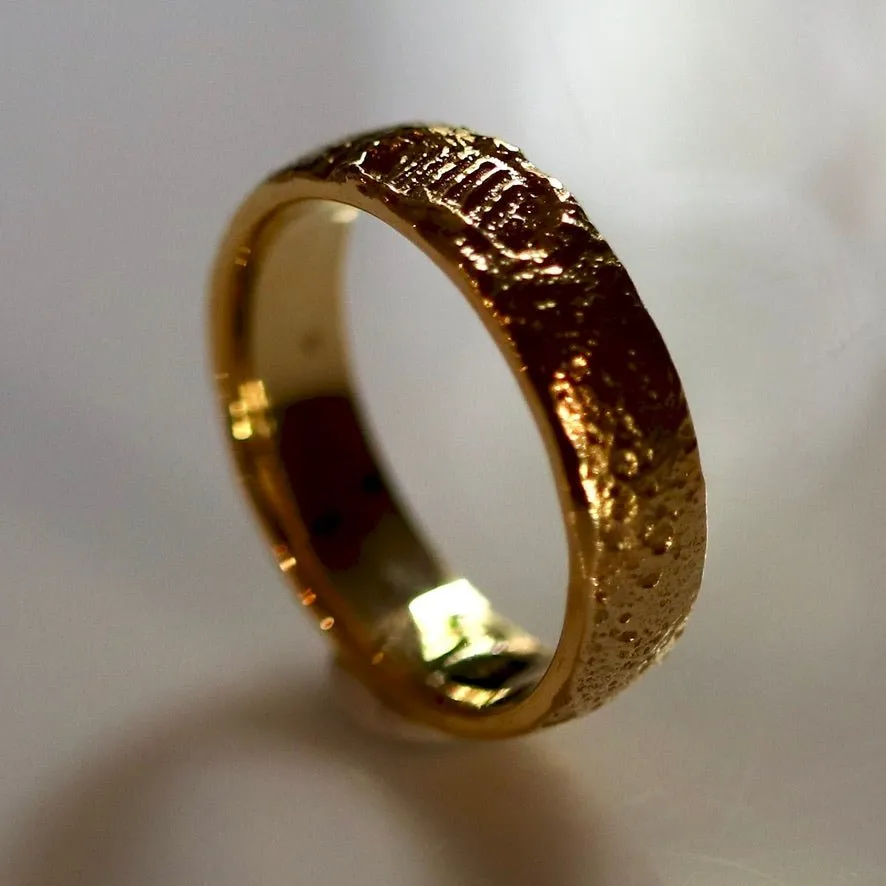 One Small Step Moon Ring - Gold-Plated