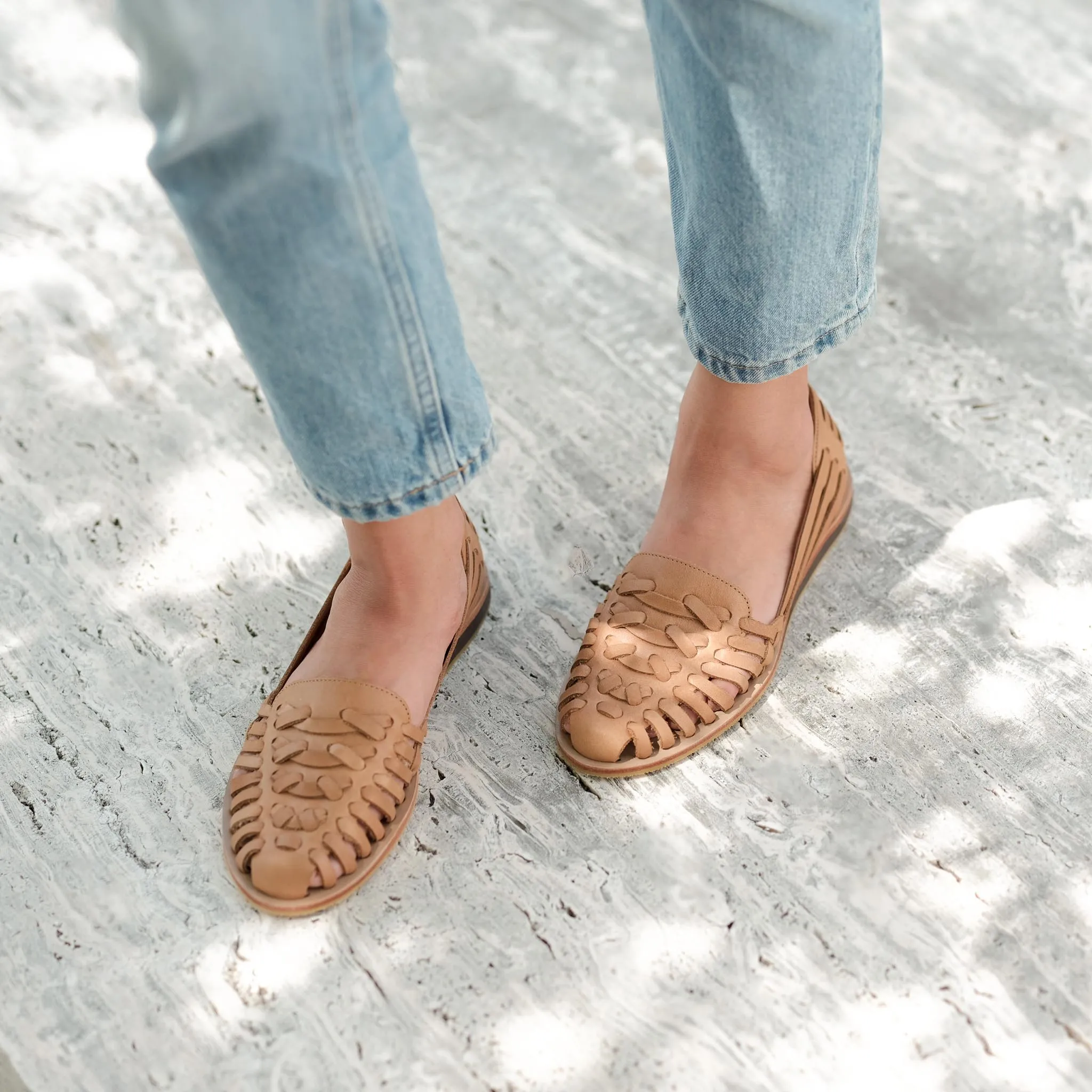 Women's Huarache Sandal Almond